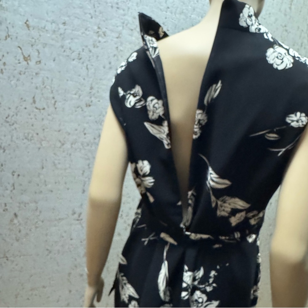 Jones Wear Black and White Asymmetrical Floral Wrap Dress - Picture 6 of 12